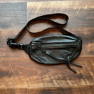 NWOT Aimee Kestenberg Leather Convertible Milan Belt Bag Black